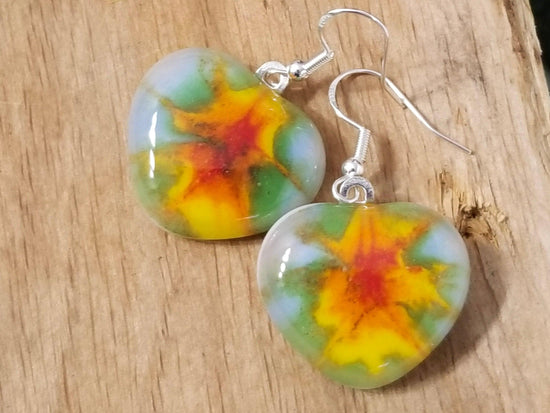 heart shaped tie dye look pierced earrings Heart shaped Tie Dye look pierced earrings-fused glass Seeds Glassworks